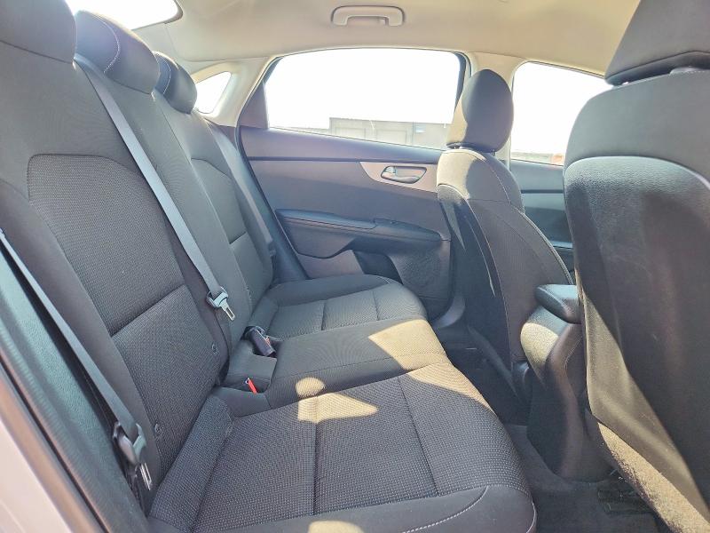 Photo 10 from auction – 2021 KIA FORTE with VIN 3KPF24ADXME397615