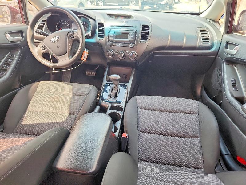 Photo 8 from auction – 2017 KIA FORTE with VIN 3KPFK4A70HE006441