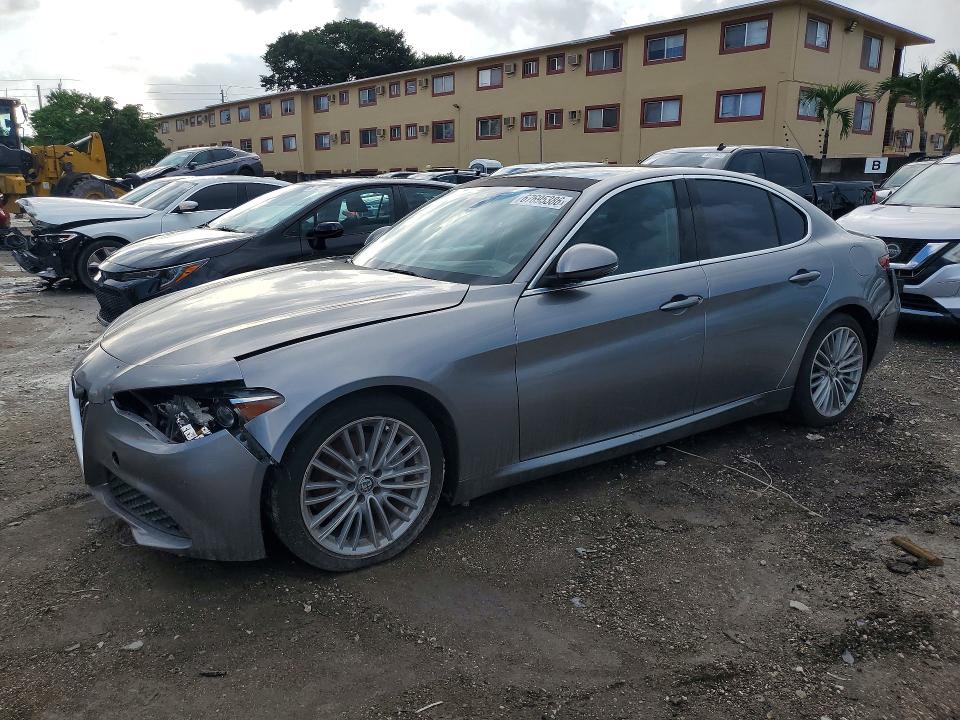 2017 ALFA ROMEO GIULIA - Търг №67695386