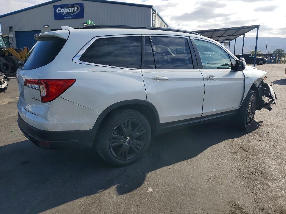 Photo 3 from auction – 2022 HONDA PILOT with VIN 5FNYF6H20NB048777