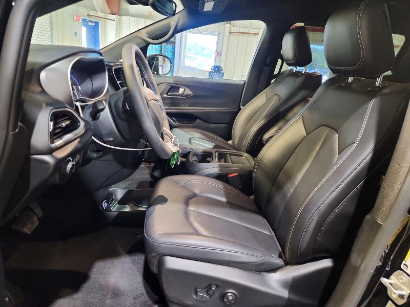 Foto 7 de la subasta – 2027 CHRYSLER PACIFICA con VIN 2C4RC1BG2VR553681