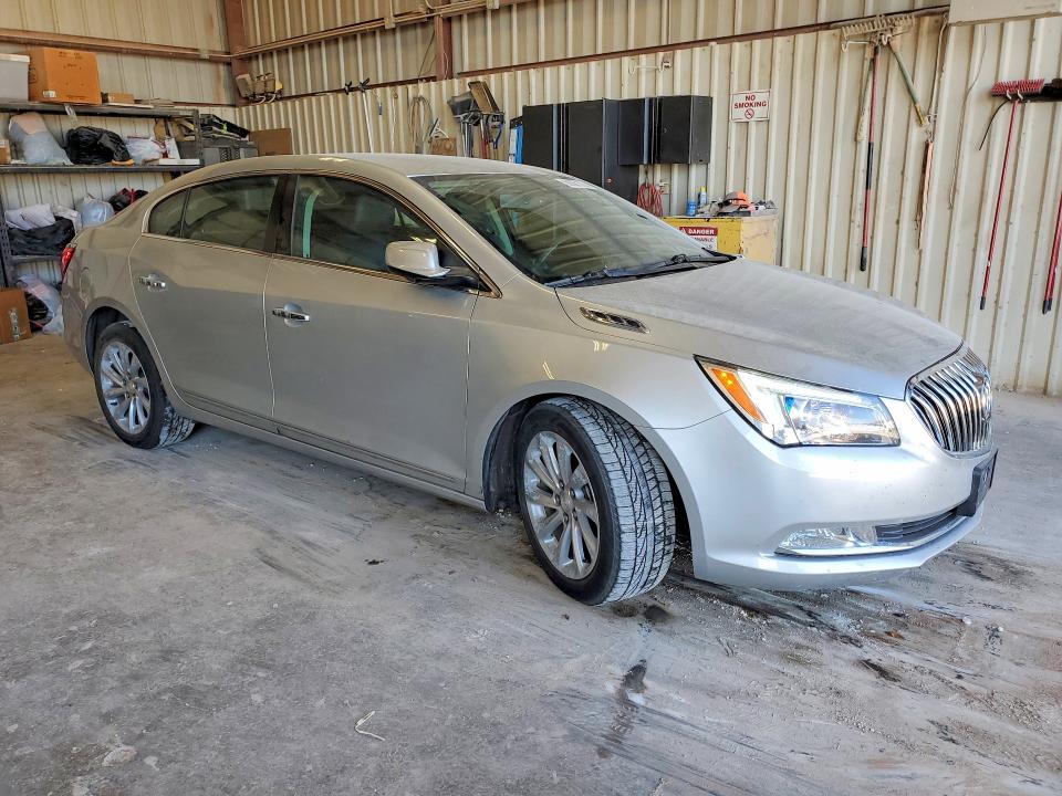 Photo 4 from auction – 2016 BUICK LACROSSE with VIN 1G4GA5G3XGF154663