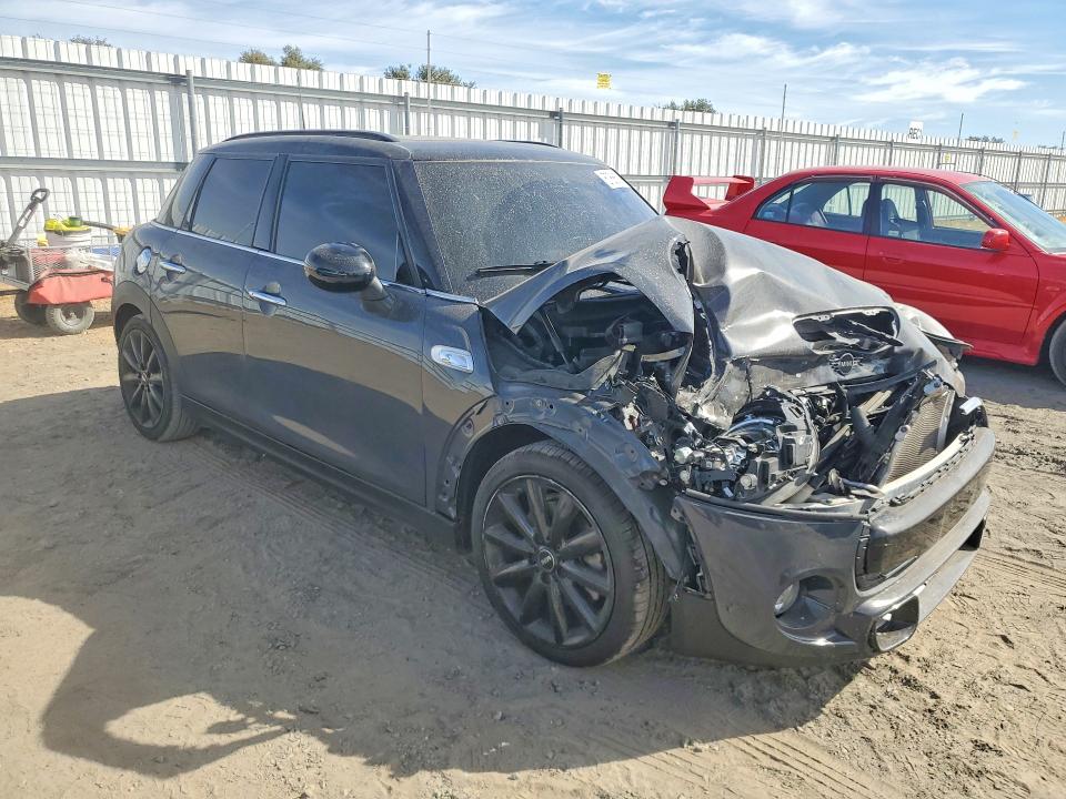 Photo 4 from auction – 2019 MINI COOPER with VIN WMWXU3C56K2H55026