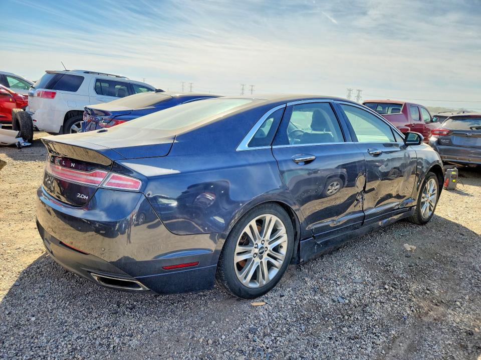 Фото 3 с аукциона – 2014 LINCOLN MKZ с VIN 3LN6L2LU8ER816162