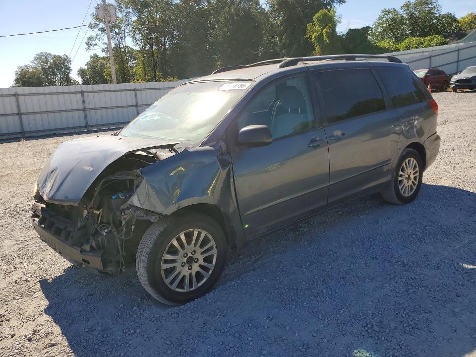 2008 TOYOTA SIENNA - Търг №68550796