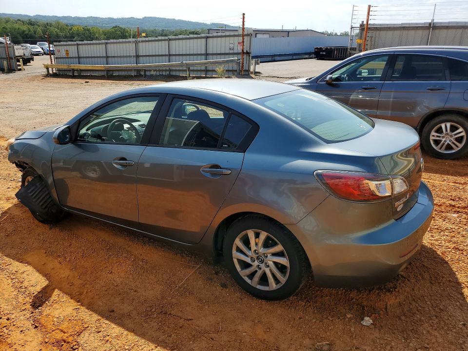 Photo 2 from auction – 2013 MAZDA 3 with VIN JM1BL1V71D1738692