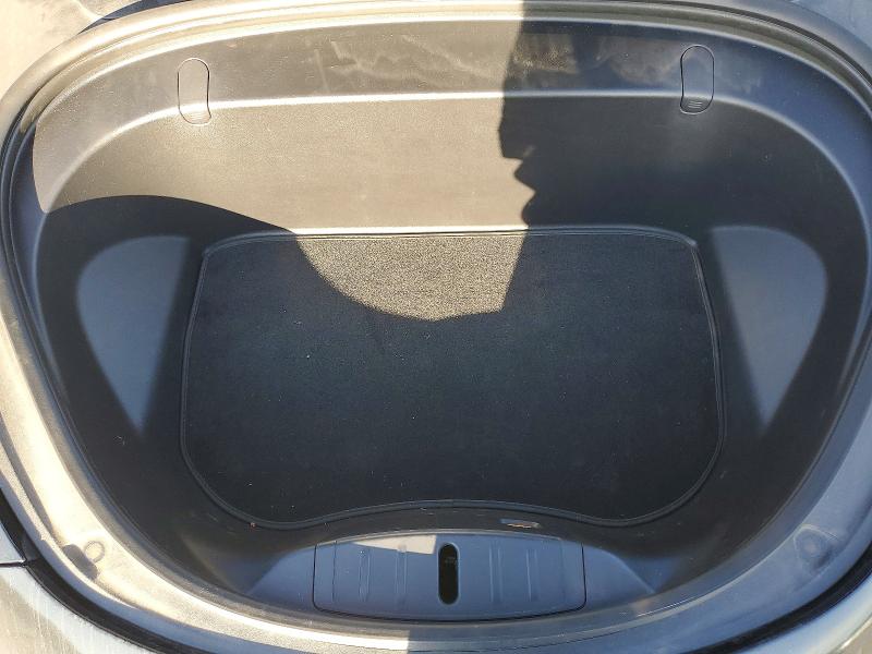 صورة رقم 11 من المزاد - 2018 TESLA MODEL 3 مع VIN 5YJ3E1EA3JF045894