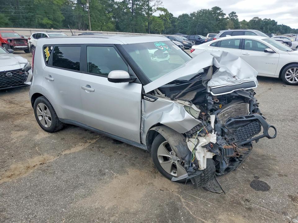 Фото 4 с аукциона – 2015 KIA SOUL с VIN KNDJN2A27F7759763