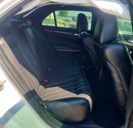 Zdjęcie 10 z aukcji – 2018 CHRYSLER 300 z VIN 2C3CCAGG0JH269159
