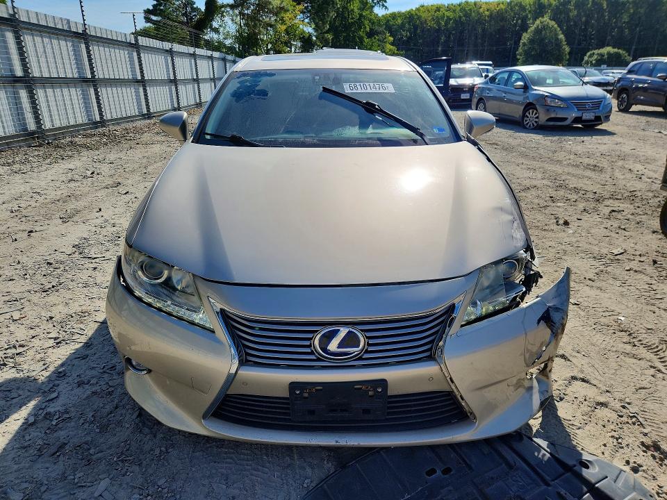Foto 5 de la subasta – 2015 LEXUS ES con VIN JTHBW1GG1F2083109