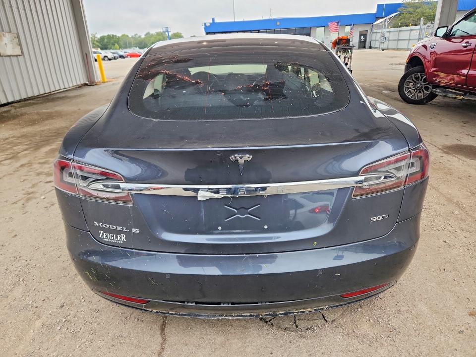 Фото 6 с аукциона – 2017 TESLA MODEL S с VIN 5YJSA1E22HF205189