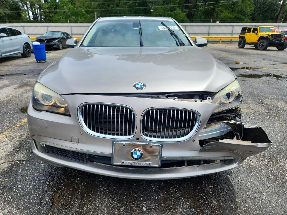 Снимка 5 от търг – 2012 BMW 750 с VIN WBAKB8C53CC964374