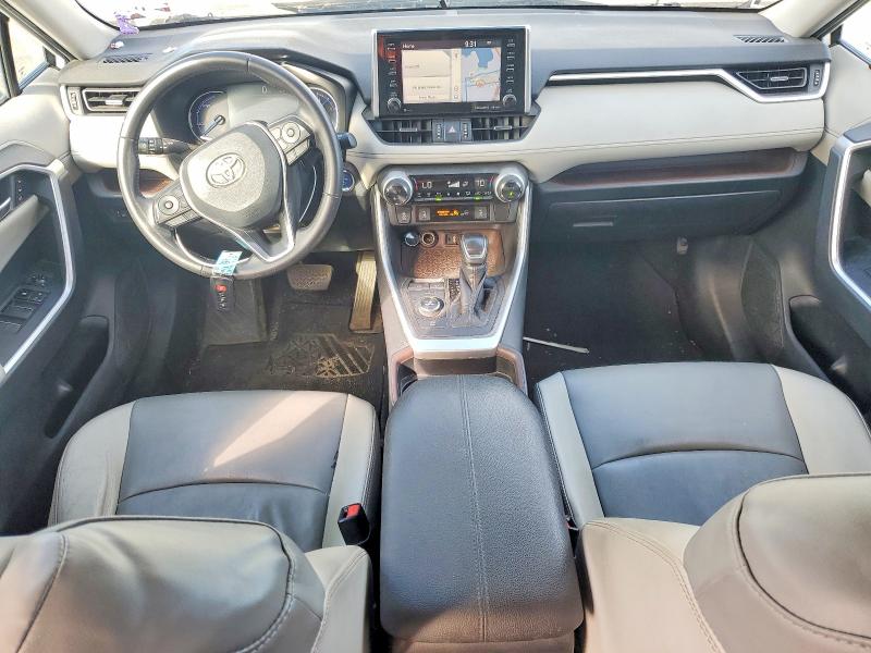 Снимка 8 от търг – 2019 TOYOTA RAV4 с VIN 2T3DWRFV5KW024123