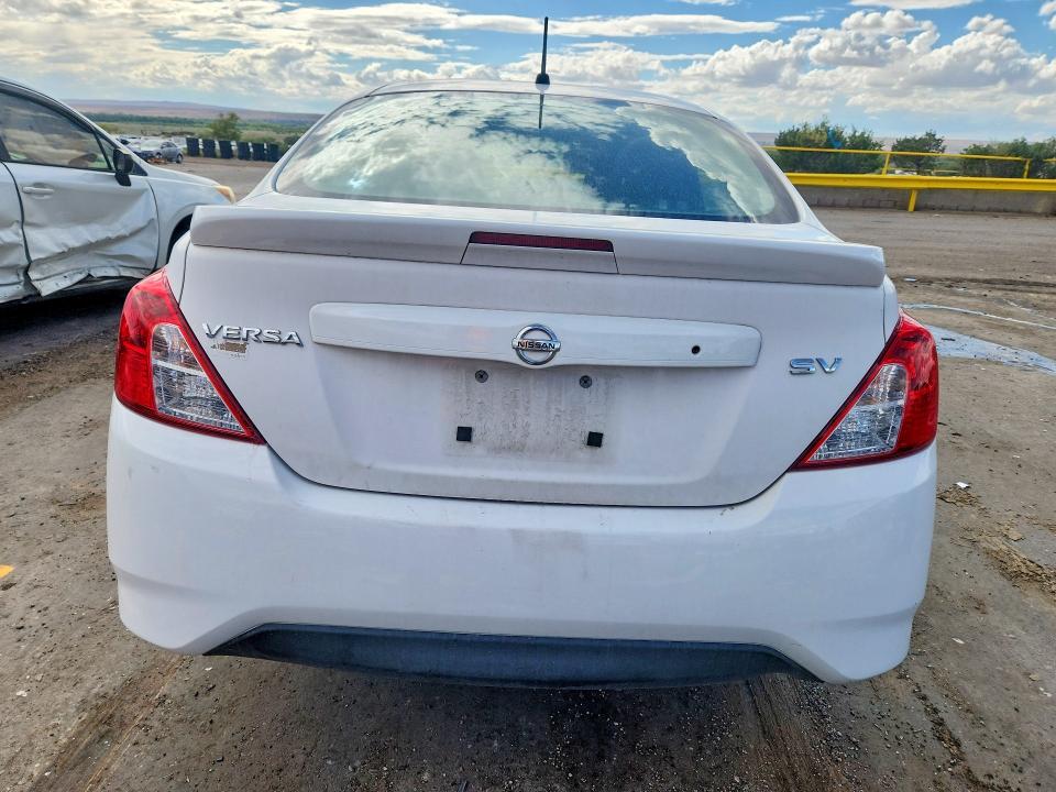 Photo 6 from auction – 2017 NISSAN VERSA with VIN 3N1CN7AP7HL806938