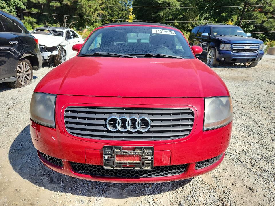 صورة رقم 5 من المزاد - 2001 AUDI TT مع VIN TRUUT28N511013820