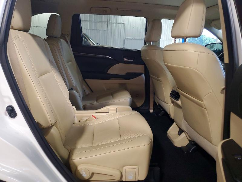 Снимка 11 от търг – 2015 TOYOTA HIGHLANDER с VIN 5TDDKRFH2FS099228
