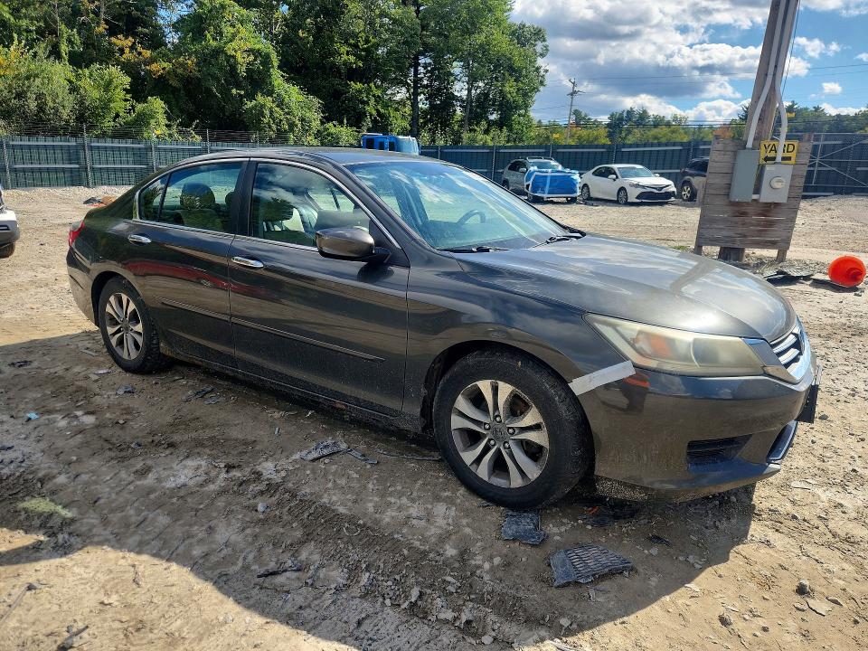 Снимка 4 от търг – 2014 HONDA ACCORD с VIN 1HGCR2F32EA183906