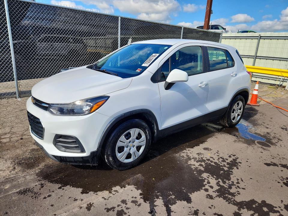 CHEVROLET TRAX 2018 with VIN 3GNCJKSB1JL293018 - Photo from auction