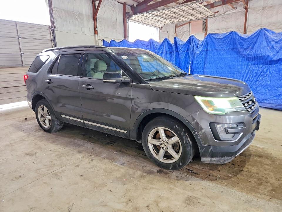 Photo 4 from auction – 2016 FORD EXPLORER with VIN 1FM5K7D80GGB16868