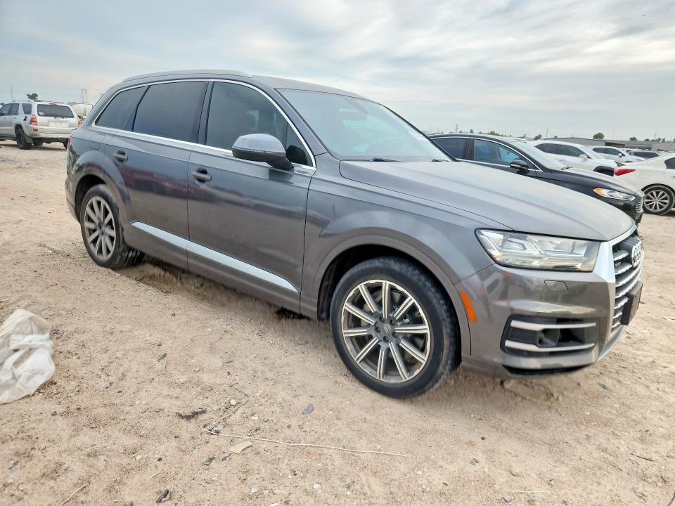 Photo 4 from auction – 2018 AUDI Q7 with VIN WA1VAAF7XJD052849