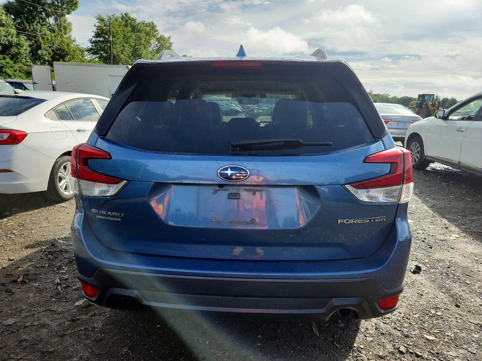 Photo 6 from auction – 2019 SUBARU FORESTER with VIN JF2SKASC7KH529760