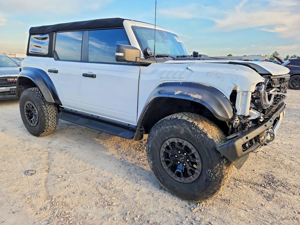 Photo 4 from auction – 2023 FORD BRONCO with VIN 1FMEE5JR8PLB23700