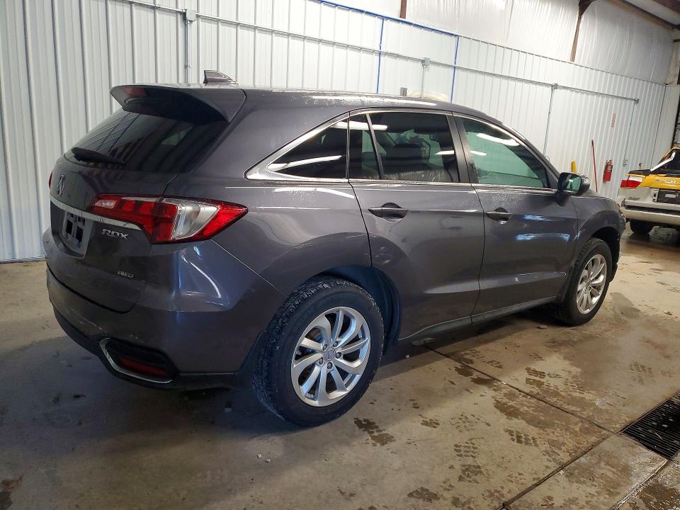 Снимка 3 от търг – 2018 ACURA RDX с VIN 5J8TB4H55JL025430