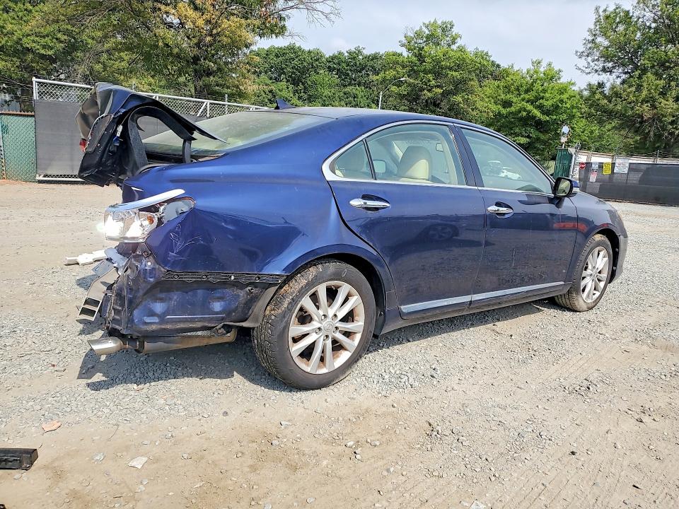 Photo 3 from auction – 2011 LEXUS ES with VIN JTHBK1EG8B2439743