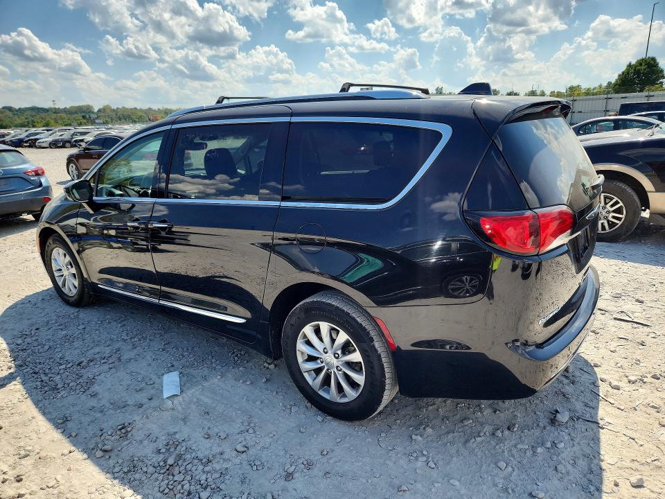 Zdjęcie 2 z aukcji – 2019 CHRYSLER PACIFICA z VIN 2C4RC1BG9KR704799