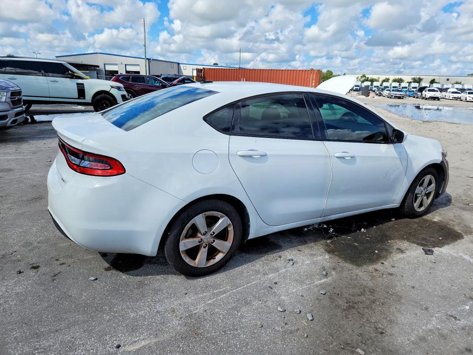 Zdjęcie 3 z aukcji – 2015 DODGE DART z VIN 1C3CDFBB0FD141708
