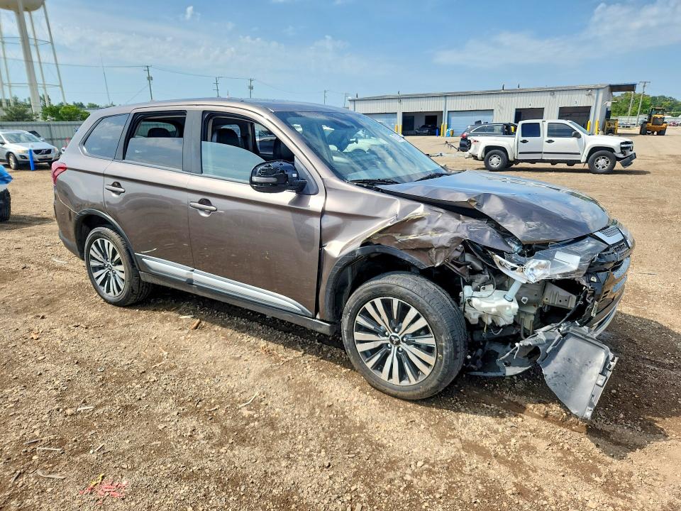 Снимка 4 от търг – 2020 MITSUBISHI OUTLANDER с VIN JA4AZ3A38LZ006952
