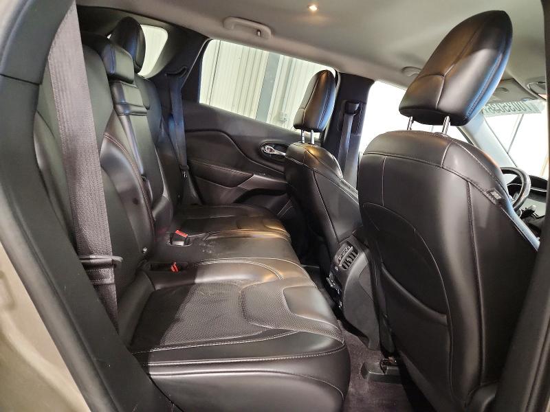 Снимка 10 от търг – 2019 JEEP CHEROKEE с VIN 1C4PJMDX6KD112131