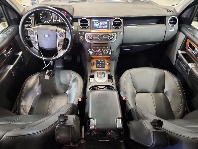 Photo 8 from auction – 2016 LAND ROVER LR4 with VIN SALAK2V62GA804921