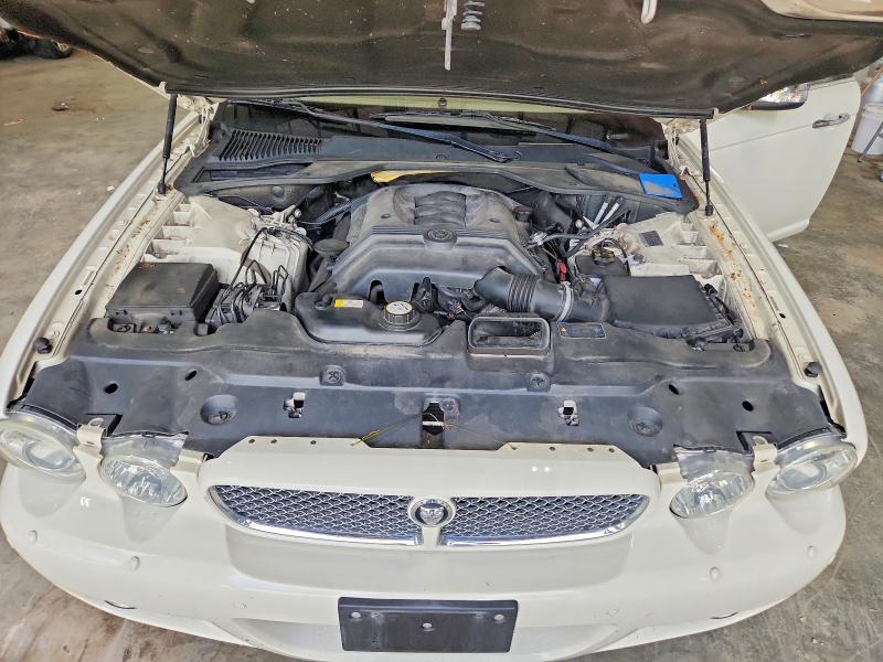 Photo 11 from auction – 2009 JAGUAR XJ with VIN SAJWA82B29SH30373