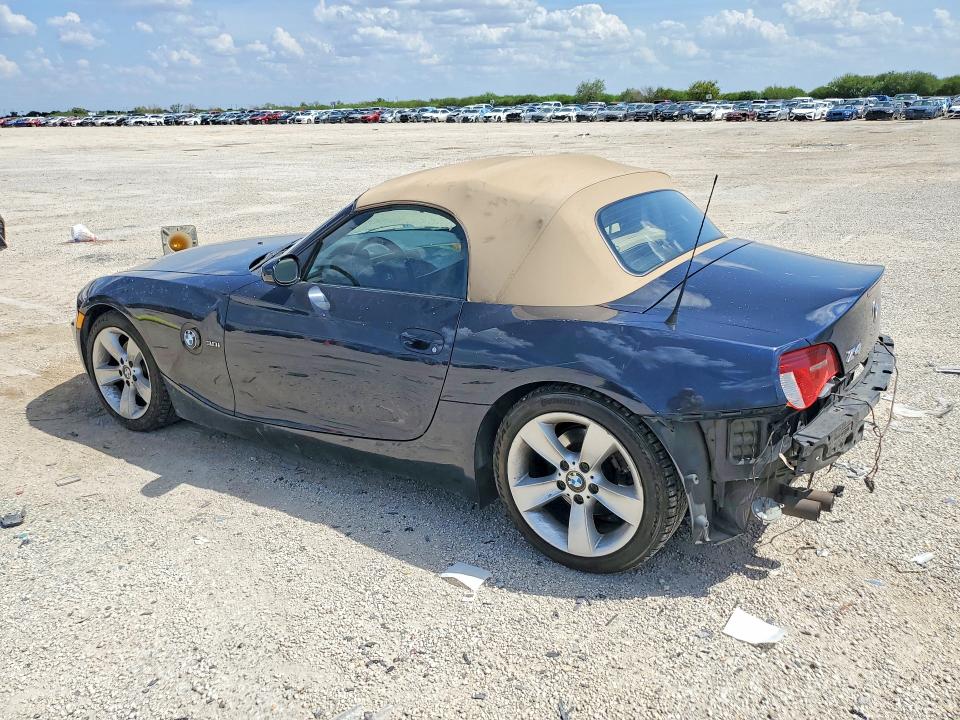 Zdjęcie 2 z aukcji – 2007 BMW Z4 z VIN 4USBU335X7LW60605