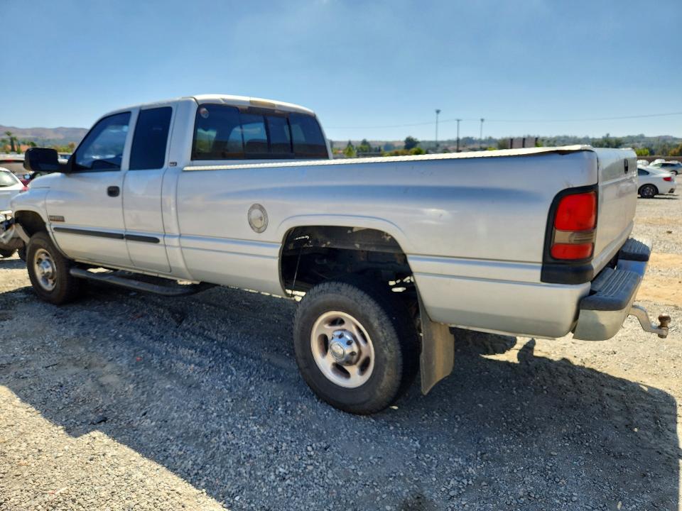 صورة رقم 2 من المزاد - 2002 DODGE RAM 2500 مع VIN 3B7KF23672M235496