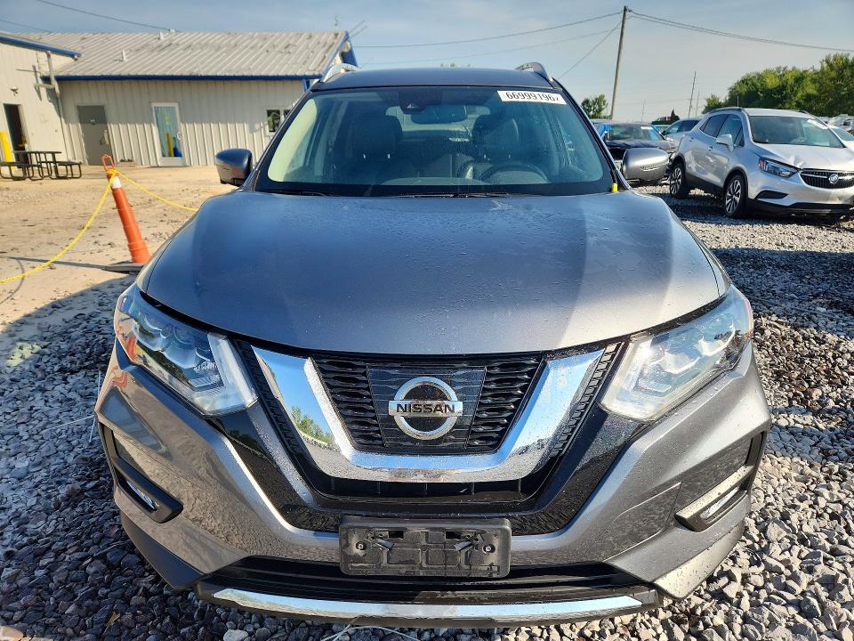 Photo 5 from auction – 2017 NISSAN ROGUE with VIN JN8AT2MV0HW012997