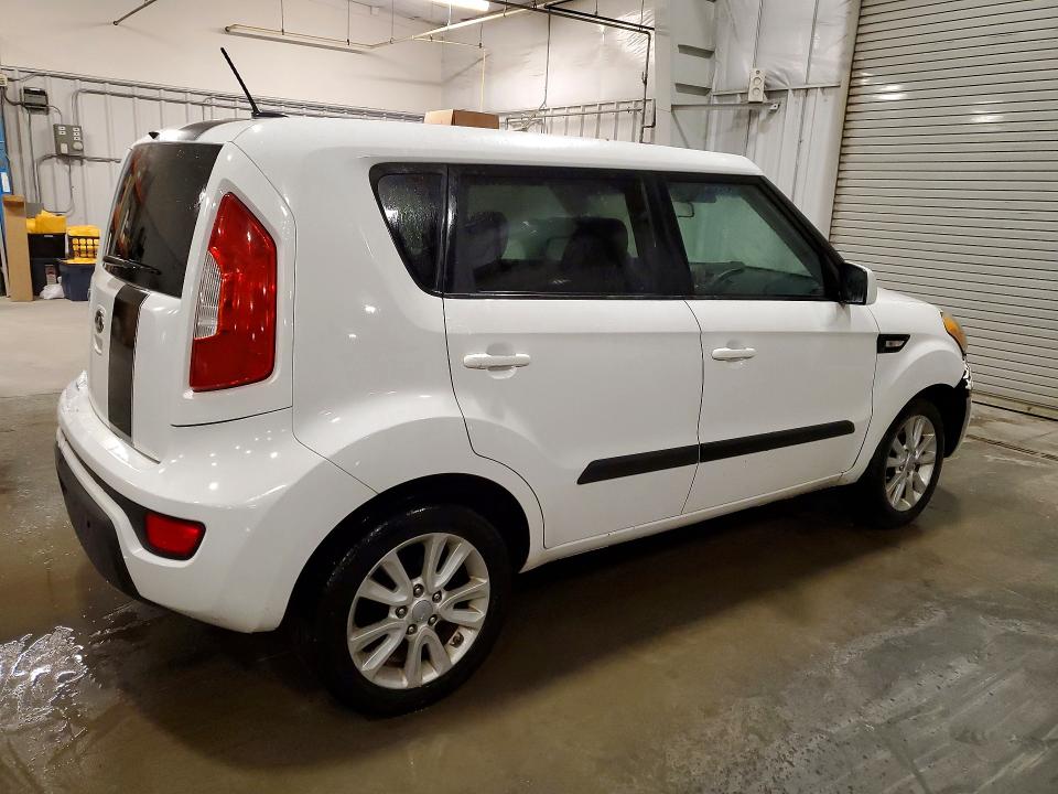 Photo 3 from auction – 2013 KIA SOUL with VIN KNDJT2A54D7525271