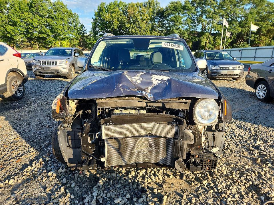 Photo 5 from auction – 2017 JEEP RENEGADE with VIN ZACCJBDB9HPF71848