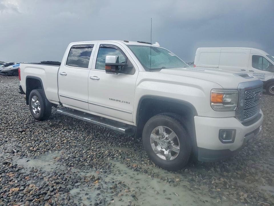 Photo 4 from auction – 2019 GMC SIERRA with VIN 1GT42WEY3KF250815
