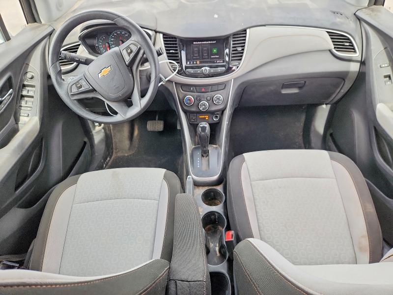 Photo 8 from auction – 2021 CHEVROLET TRAX with VIN KL7CJNSB9MB306319