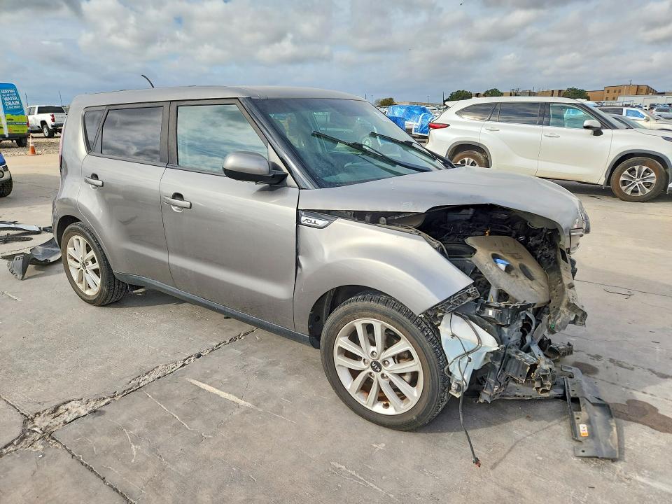 Photo 4 from auction – 2018 KIA SOUL with VIN KNDJP3A51J7603222