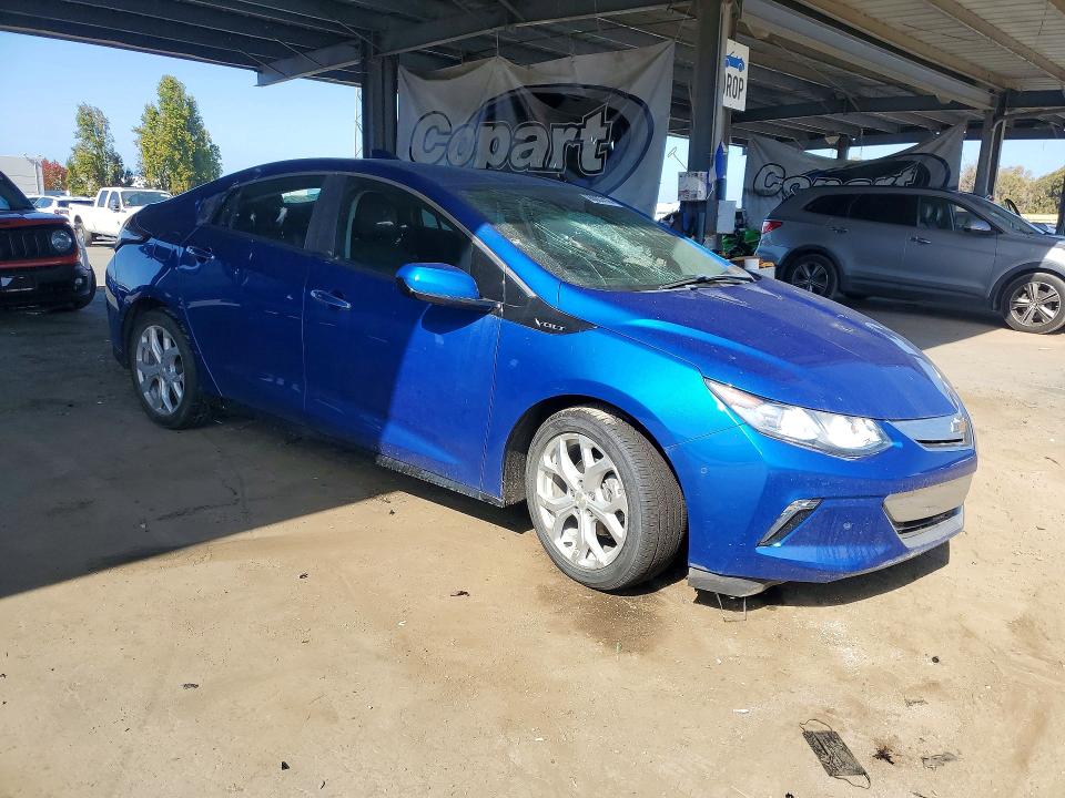 Photo 4 from auction – 2017 CHEVROLET VOLT with VIN 1G1RD6S56HU158153