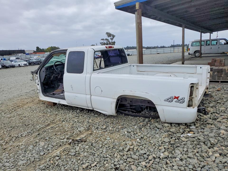 Zdjęcie 2 z aukcji – 2004 CHEVROLET SILVERADO z VIN 1GCEK19T94E232902