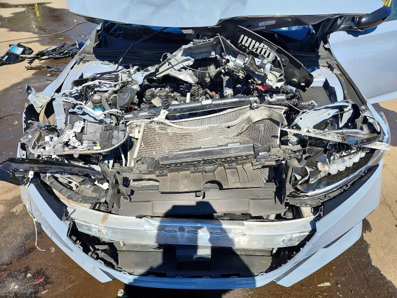 Снимка 11 от търг – 2022 HONDA ACCORD с VIN 1HGCV1F35NA072403