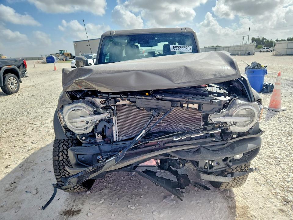 Снимка 5 от търг – 2026 FORD BRONCO с VIN 1FMEE8BPXTLB21102