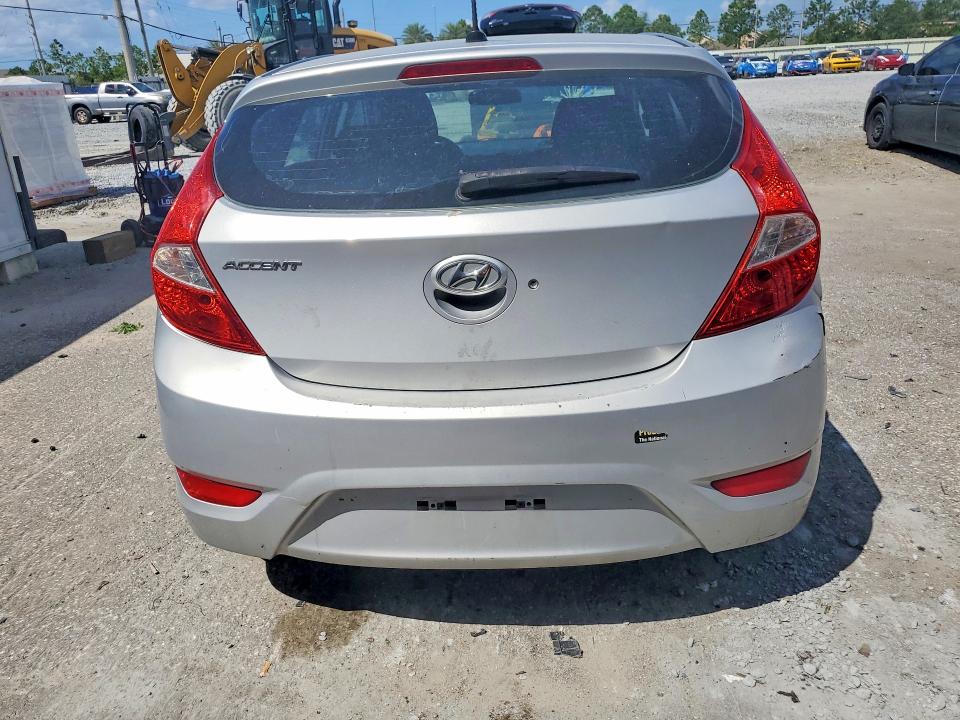 Photo 6 from auction – 2015 HYUNDAI ACCENT with VIN KMHCT5AE4FU231962
