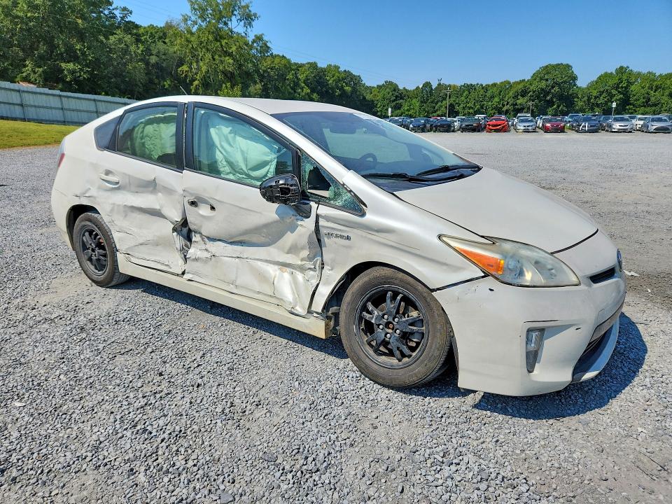Photo 4 from auction – 2013 TOYOTA PRIUS with VIN JTDKN3DU8D0347185