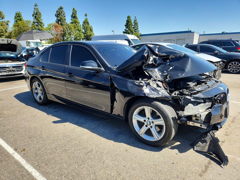 Photo 4 from auction – 2013 BMW 328 with VIN WBA3C1C53DF443762