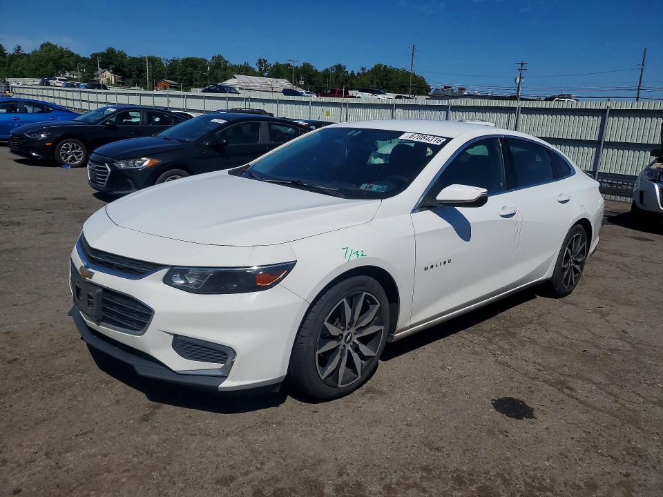 CHEVROLET MALIBU 2017 with VIN 1G1ZE5ST7HF268106 - Photo from auction